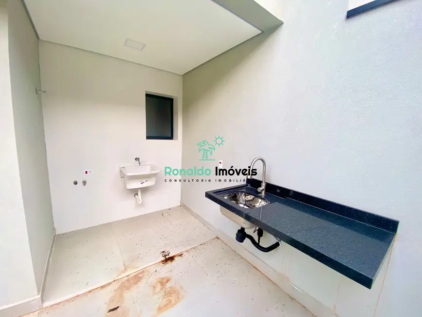 Foto 9 de Casa com 2 quartos à venda, 87m2 em Centro, Bertioga - SP