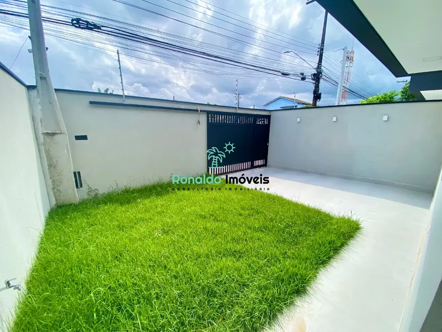 Foto 2 de Casa com 2 quartos à venda, 87m2 em Centro, Bertioga - SP