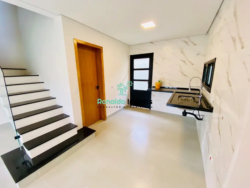 Foto 9 de Casa com 2 quartos à venda, 91m2 em Centro, Bertioga - SP