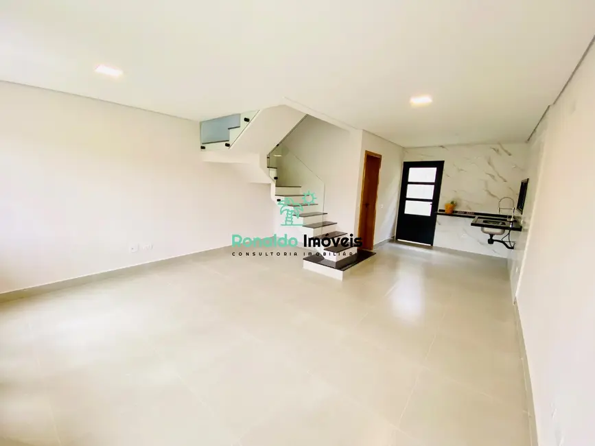 Foto 6 de Casa com 2 quartos à venda, 91m2 em Centro, Bertioga - SP