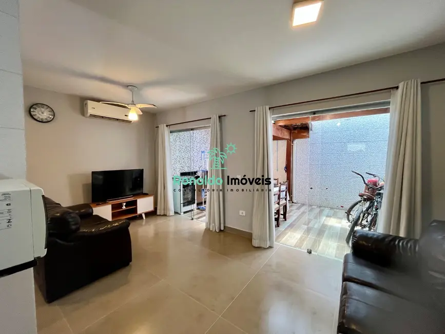 Foto 6 de Casa de Condomínio com 2 quartos à venda, 105m2 em Bertioga - SP