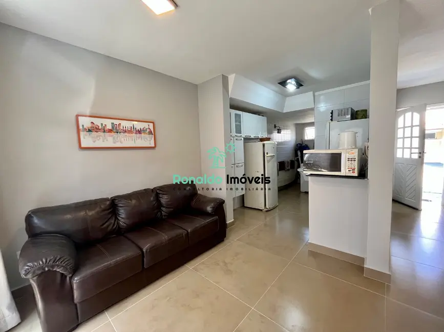 Foto 3 de Casa de Condomínio com 2 quartos à venda, 105m2 em Bertioga - SP