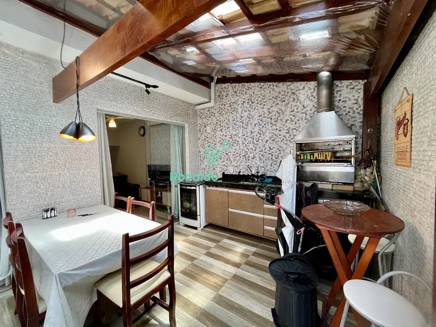 Foto 9 de Casa de Condomínio com 2 quartos à venda, 105m2 em Bertioga - SP