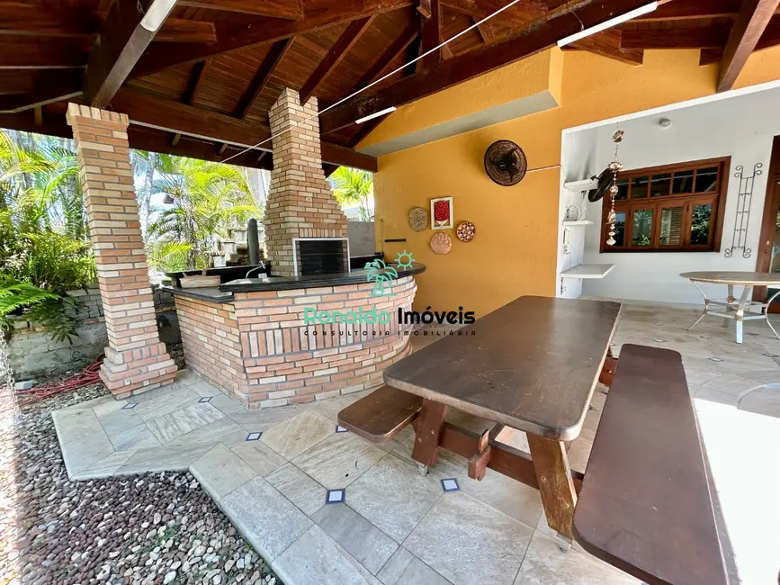 Foto 4 de Casa de Condomínio com 5 quartos à venda, 294m2 em Bertioga - SP