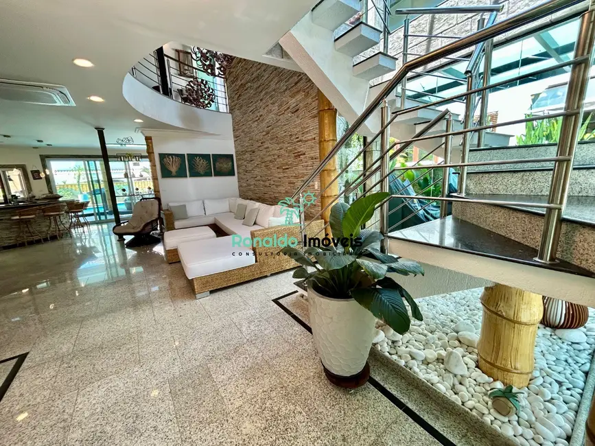 Foto 3 de Casa de Condomínio com 5 quartos à venda, 280m2 em Bertioga - SP