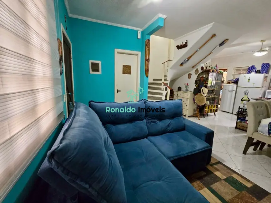 Foto 1 de Casa de Condomínio com 2 quartos à venda, 79m2 em Bertioga - SP