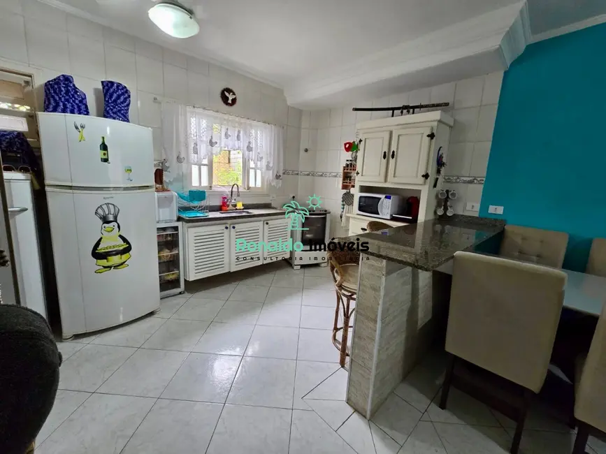 Foto 5 de Casa de Condomínio com 2 quartos à venda, 79m2 em Bertioga - SP