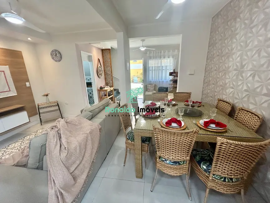 Foto 5 de Casa de Condomínio com 2 quartos à venda, 75m2 em Bertioga - SP