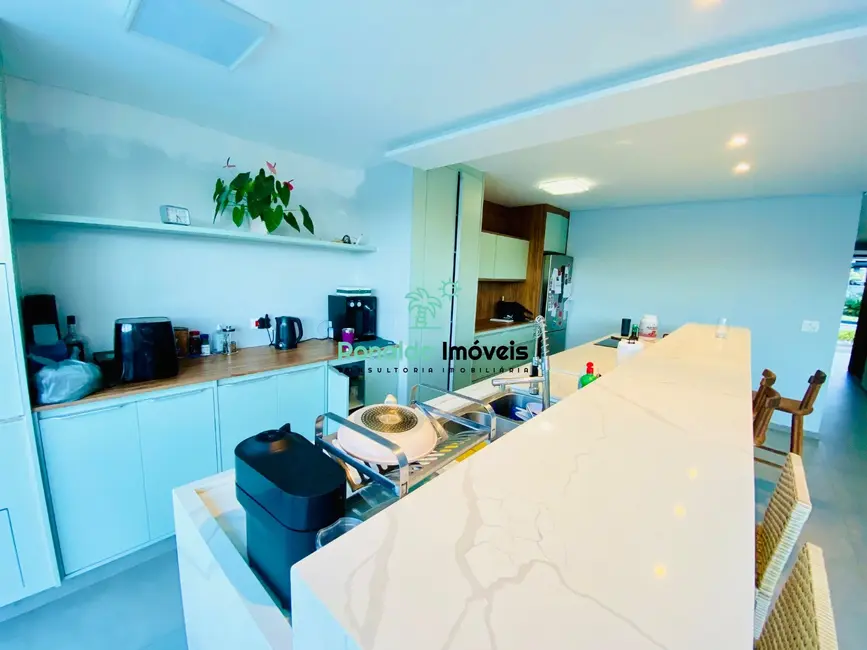 Foto 7 de Casa de Condomínio com 4 quartos à venda, 324m2 em Bertioga - SP