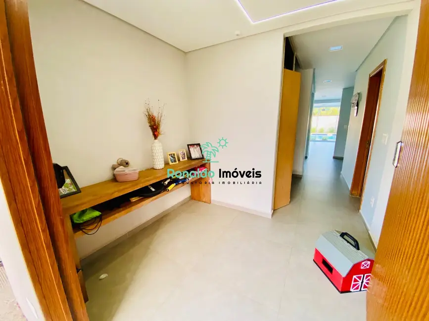 Foto 3 de Casa de Condomínio com 4 quartos à venda, 324m2 em Bertioga - SP