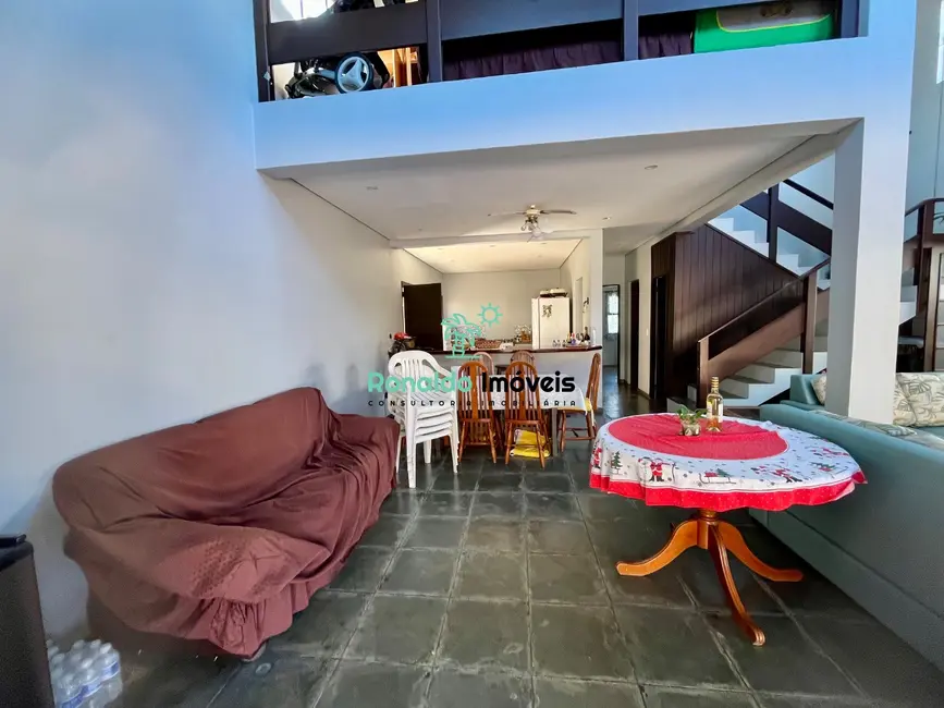 Foto 9 de Casa de Condomínio com 3 quartos à venda, 270m2 em Bertioga - SP