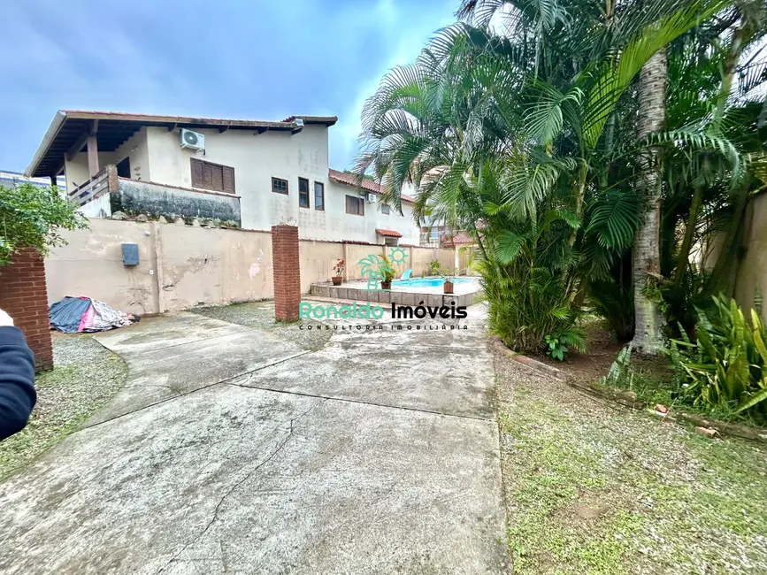 Foto 4 de Casa com 4 quartos à venda, 222m2 em Bertioga - SP