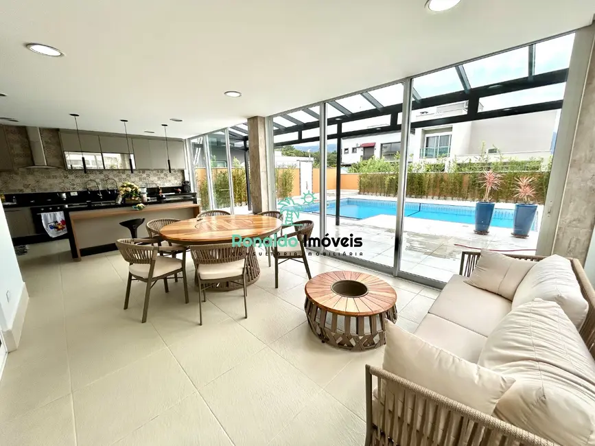 Foto 9 de Casa de Condomínio com 6 quartos à venda, 307m2 em Bertioga - SP