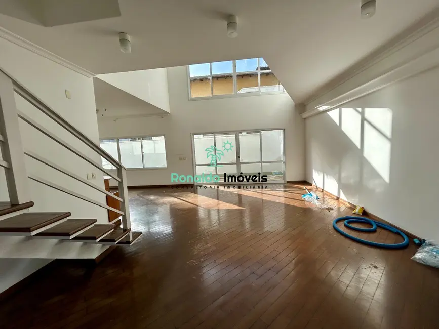 Foto 5 de Casa de Condomínio com 4 quartos à venda, 284m2 em Bertioga - SP