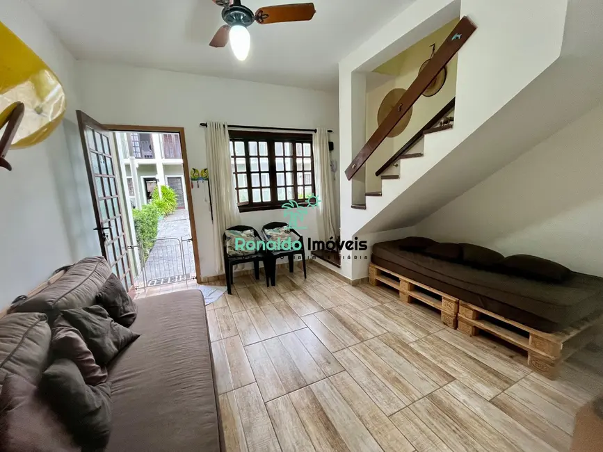 Foto 4 de Casa de Condomínio com 2 quartos à venda, 57m2 em Centro, Bertioga - SP