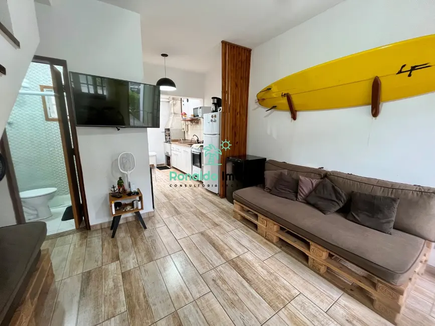 Foto 3 de Casa de Condomínio com 2 quartos à venda, 57m2 em Centro, Bertioga - SP