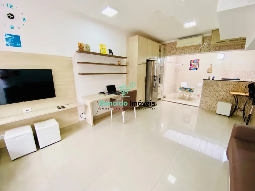 Casa de Condomínio com 2 quartos à venda, 70m2 em Bertioga - SP - imagem 2 Foto 2 de Casa de Condomínio com 2 quartos à venda, 70m2 em Bertioga - SP