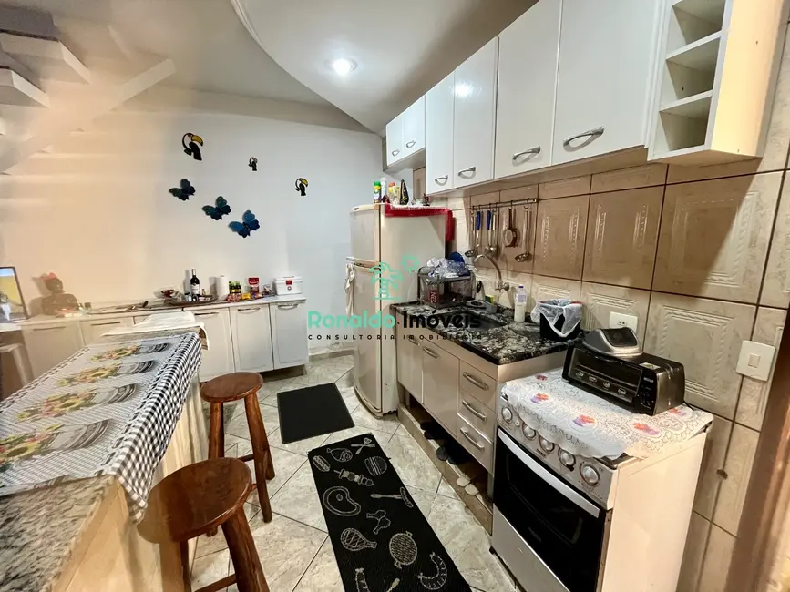 Casa com 5 quartos à venda, 216m2 em Bertioga - SP - imagem 4 Foto 4 de Casa com 5 quartos à venda, 216m2 em Bertioga - SP