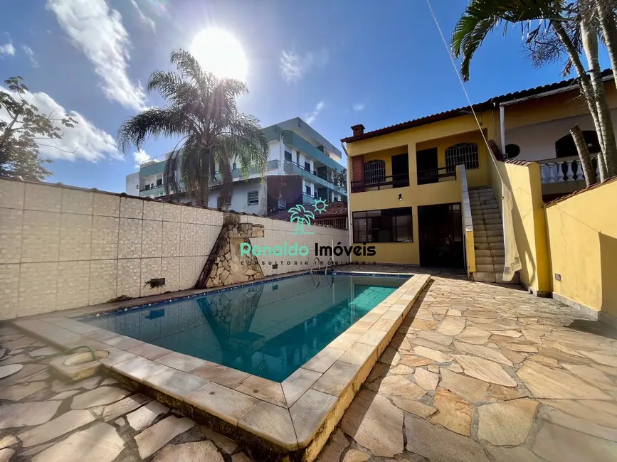 Casa com 5 quartos à venda, 216m2 em Bertioga - SP - imagem 1 Foto 1 de Casa com 5 quartos à venda, 216m2 em Bertioga - SP