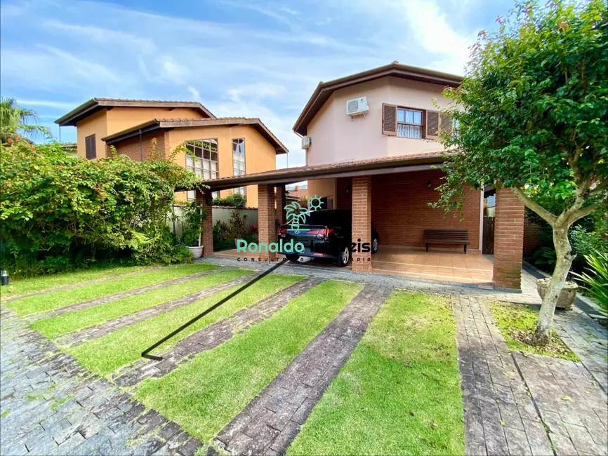 Foto 3 de Casa de Condomínio com 3 quartos à venda, 235m2 em Bertioga - SP