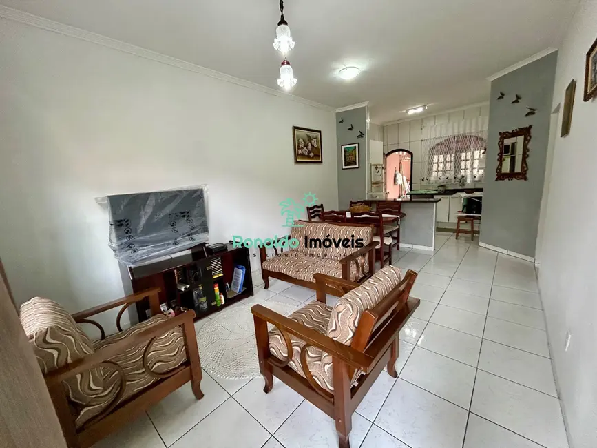 Casa de Condomínio com 2 quartos à venda, 67m2 em Bertioga - SP - imagem 2 Foto 2 de Casa de Condomínio com 2 quartos à venda, 67m2 em Bertioga - SP