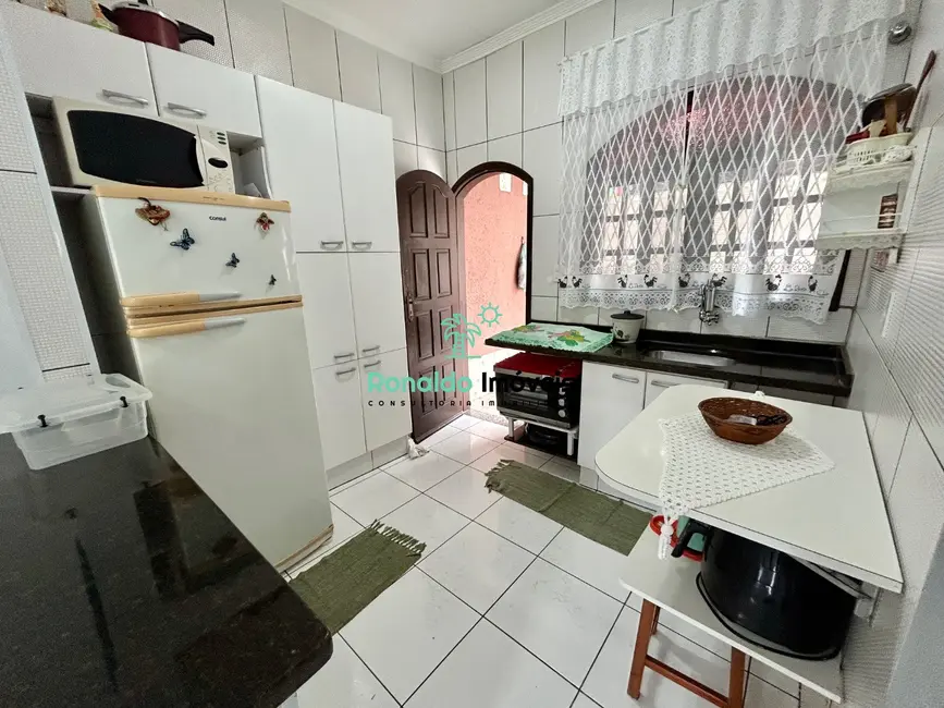 Casa de Condomínio com 2 quartos à venda, 67m2 em Bertioga - SP - imagem 4 Foto 4 de Casa de Condomínio com 2 quartos à venda, 67m2 em Bertioga - SP