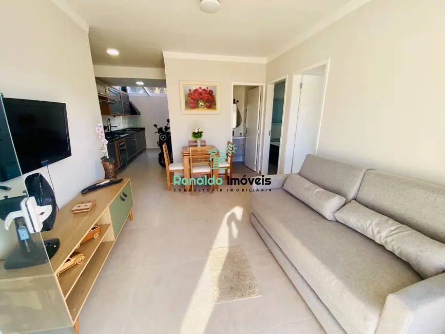 Foto 2 de Casa de Condomínio com 2 quartos à venda, 57m2 em Centro, Bertioga - SP