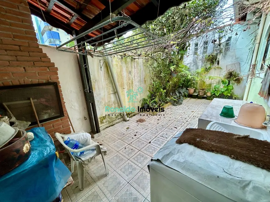 Foto 9 de Casa de Condomínio com 2 quartos à venda, 67m2 em Bertioga - SP