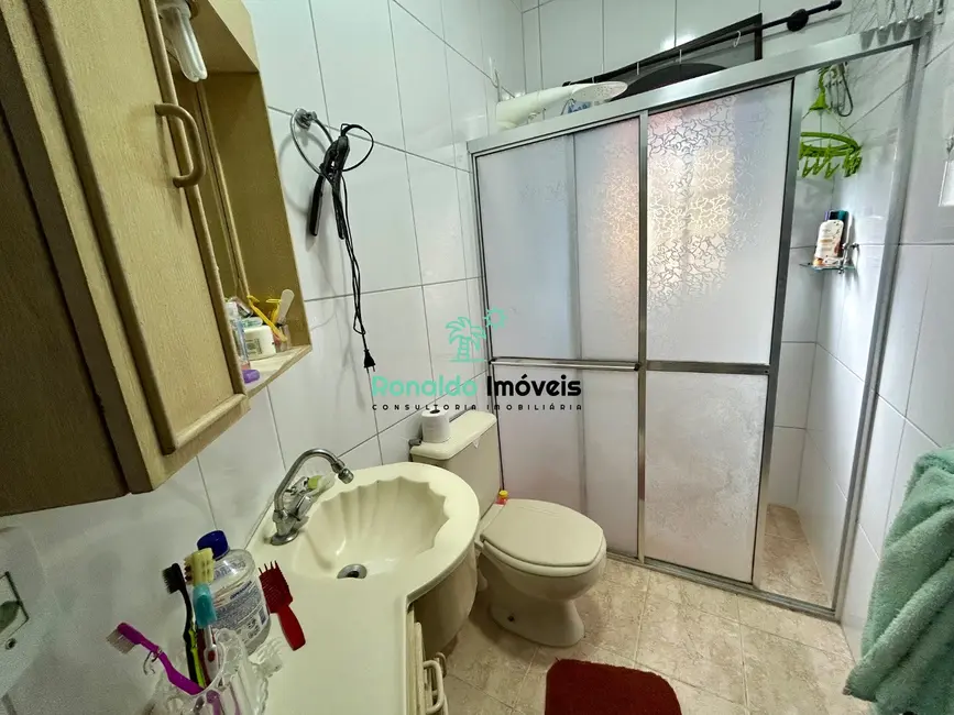 Foto 6 de Casa de Condomínio com 2 quartos à venda, 67m2 em Bertioga - SP