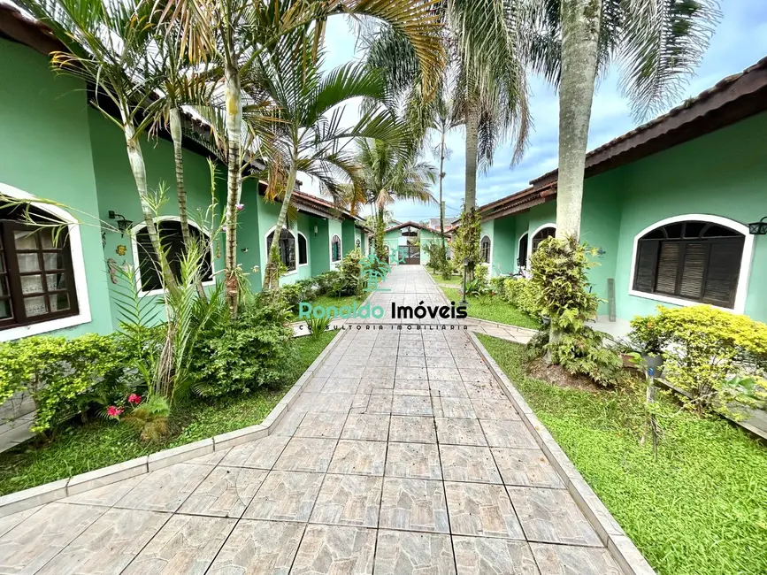 Foto 1 de Casa de Condomínio com 2 quartos à venda, 67m2 em Bertioga - SP