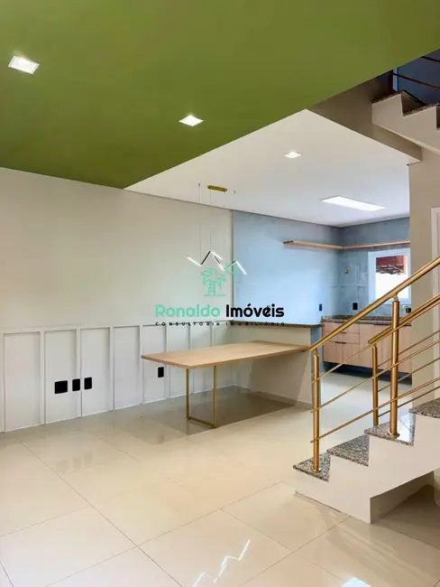 Foto 3 de Casa de Condomínio com 2 quartos à venda, 75m2 em Centro, Bertioga - SP