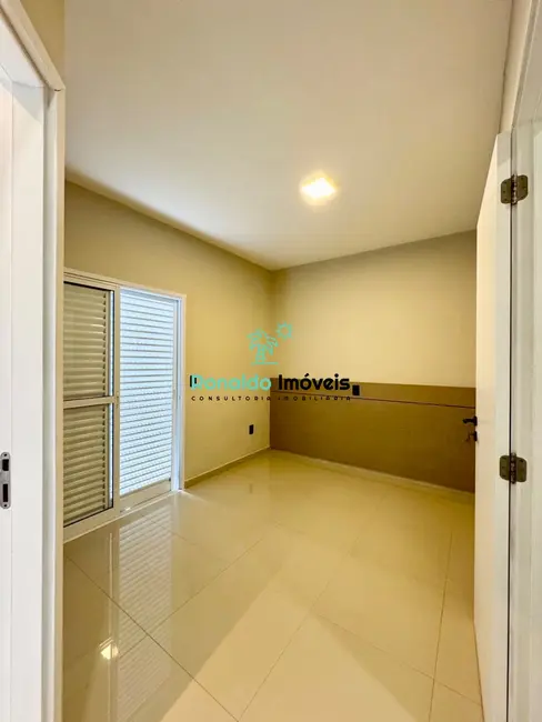 Foto 9 de Casa de Condomínio com 2 quartos à venda, 75m2 em Centro, Bertioga - SP
