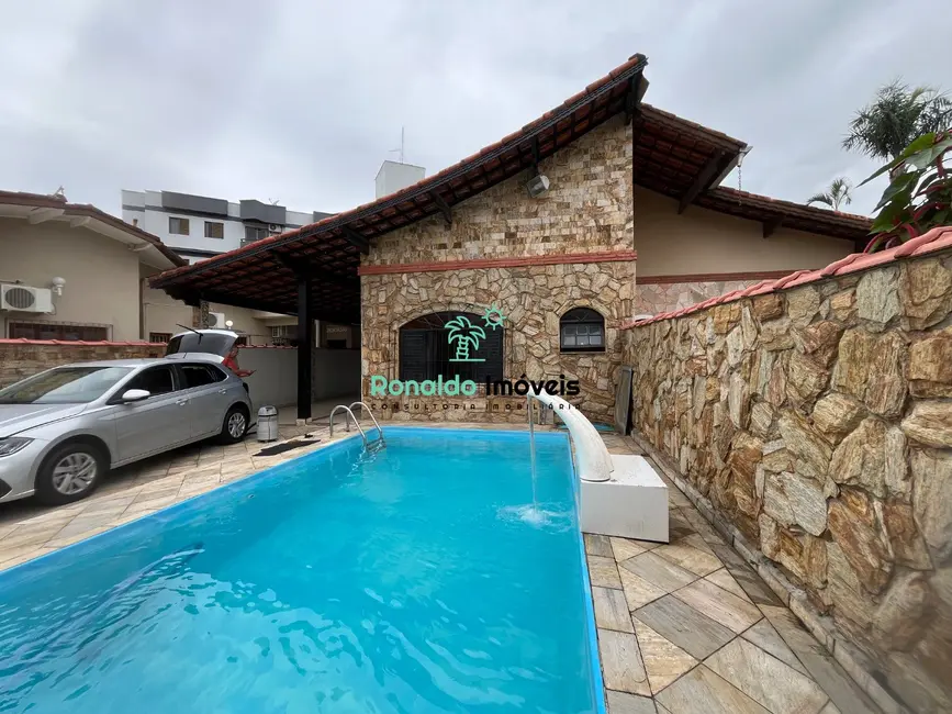 Foto 2 de Casa com 2 quartos à venda, 163m2 em Bertioga - SP