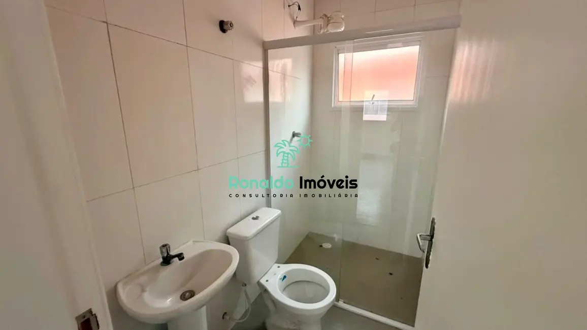 Foto 6 de Casa de Condomínio com 2 quartos à venda, 53m2 em Bertioga - SP