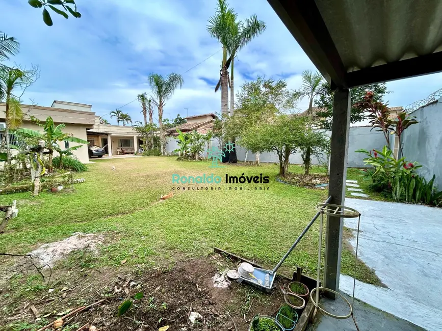 Casa com 2 quartos à venda, 142m2 em Bertioga - SP - imagem 5 Foto 5 de Casa com 2 quartos à venda, 142m2 em Bertioga - SP
