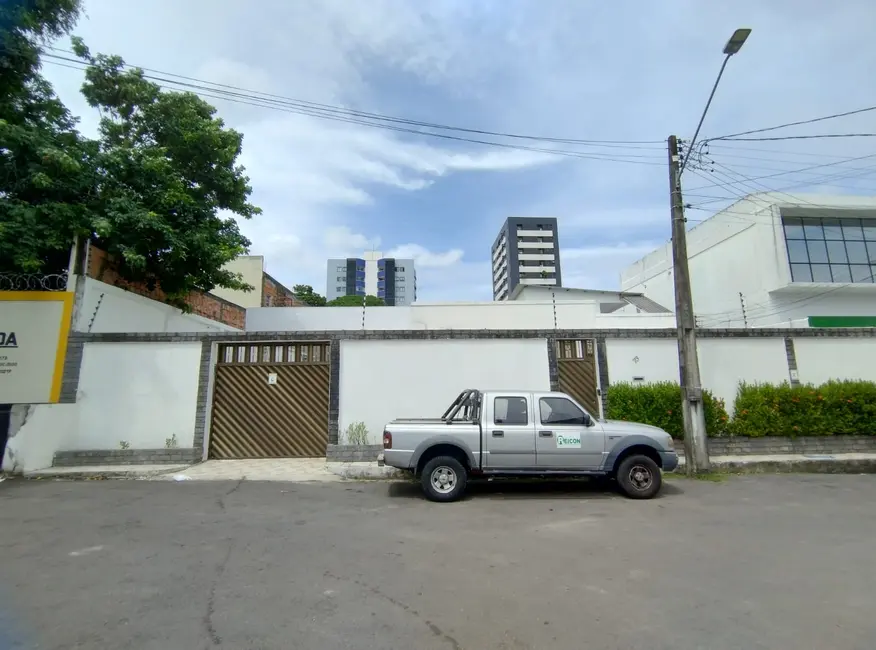 Foto 1 de Casa para alugar, 600m2 em Nossa Senhora das Graças, Manaus - AM