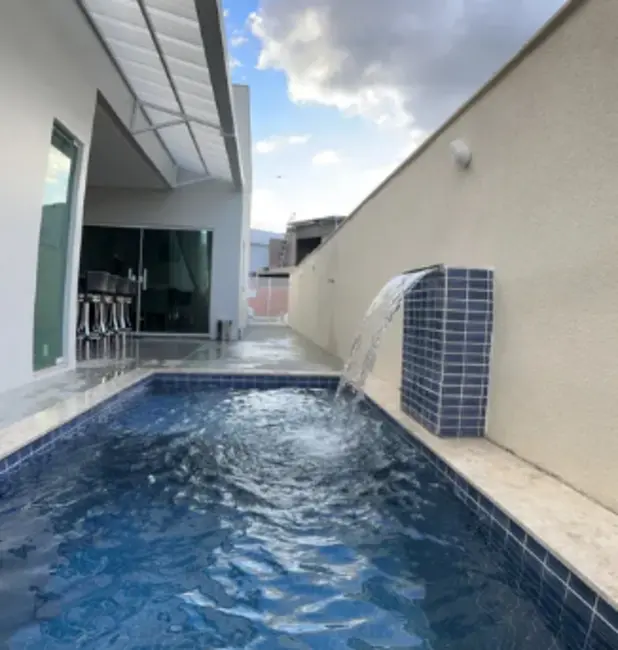 Foto 2 de Casa com 3 quartos à venda, 191m2 em Ponta Negra, Manaus - AM