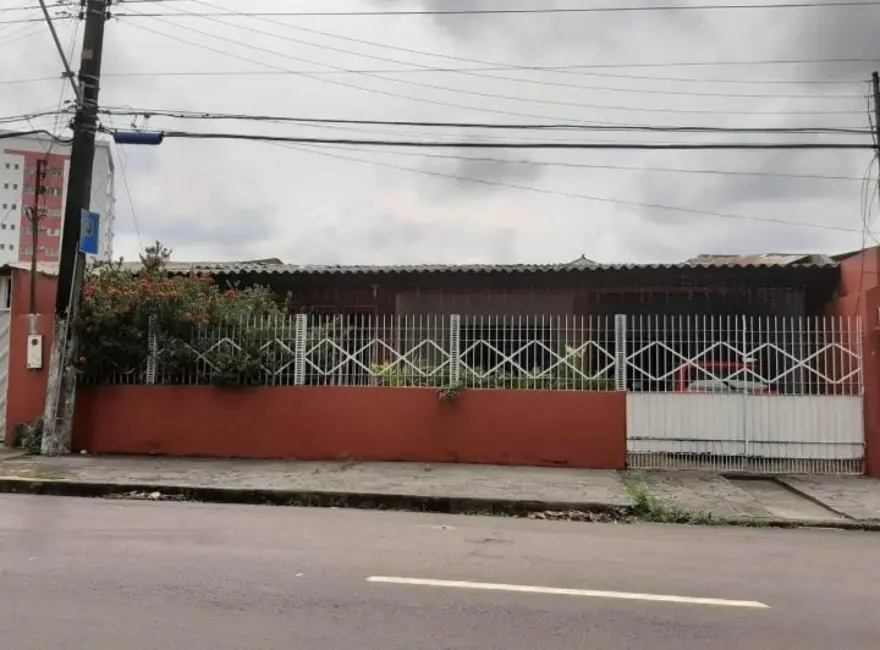Foto 1 de Casa com 3 quartos à venda, 300m2 em Dom Pedro I, Manaus - AM