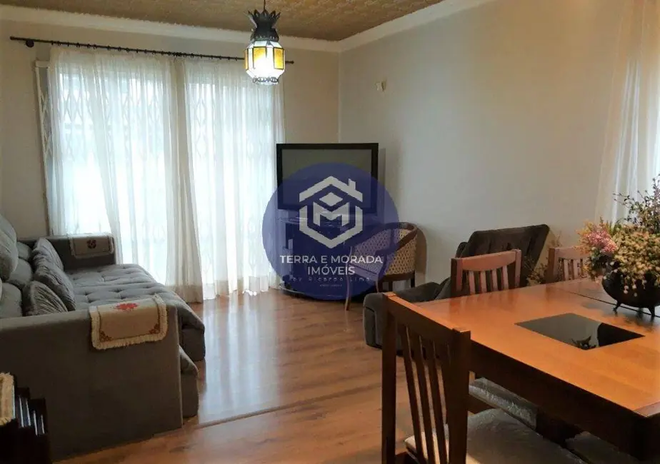 Foto 2 de Casa com 3 quartos à venda, 240m2 em Cajuru, Curitiba - PR