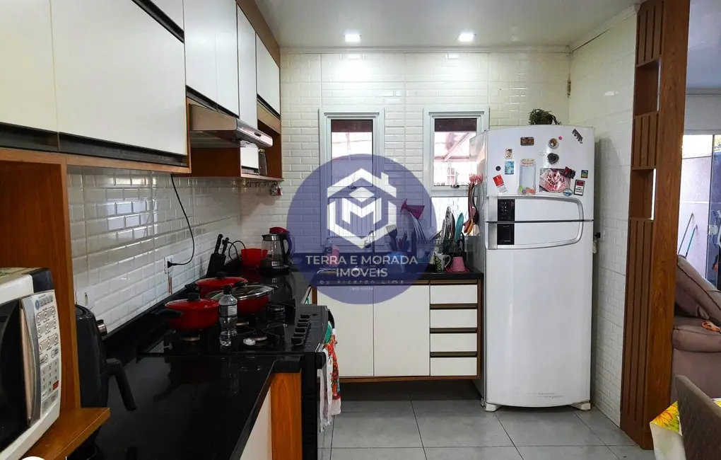 Casa com 3 quartos à venda, 100m2 em Vila Militar I, Piraquara - PR - imagem 6 Foto 6 de Casa com 3 quartos à venda, 100m2 em Vila Militar I, Piraquara - PR