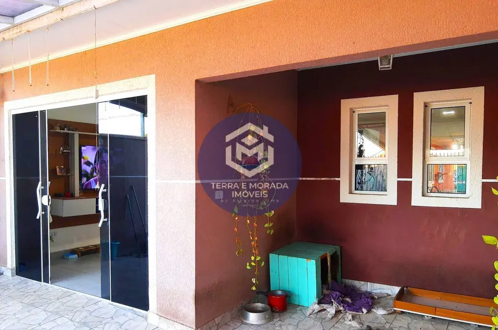 Foto 2 de Casa com 3 quartos à venda, 100m2 em Vila Militar I, Piraquara - PR