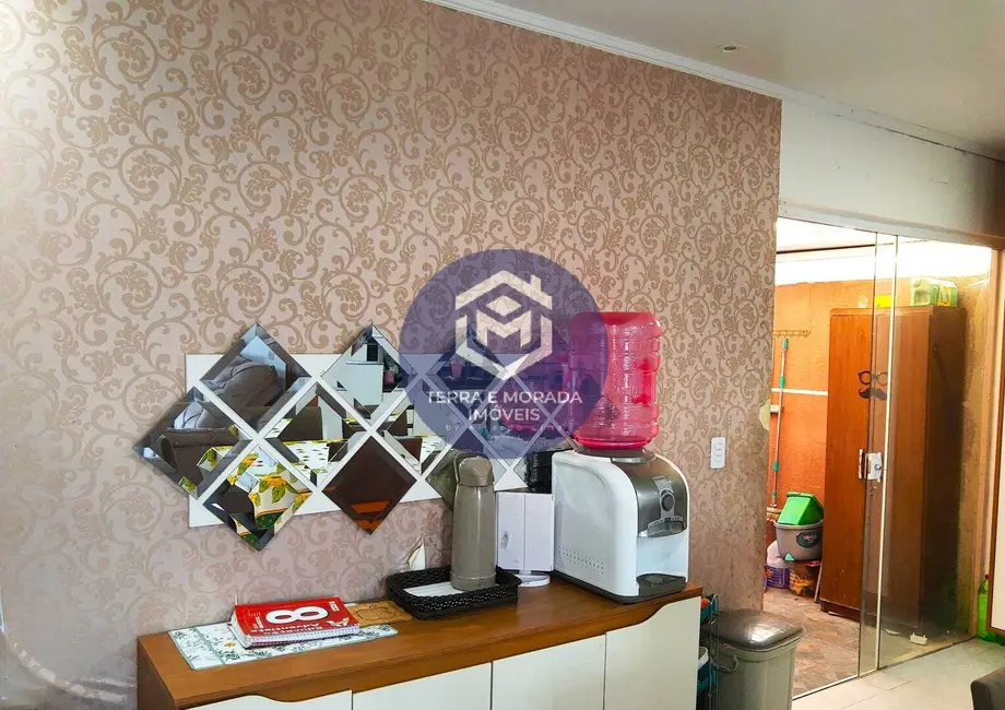 Casa com 3 quartos à venda, 100m2 em Vila Militar I, Piraquara - PR - imagem 8 Foto 8 de Casa com 3 quartos à venda, 100m2 em Vila Militar I, Piraquara - PR