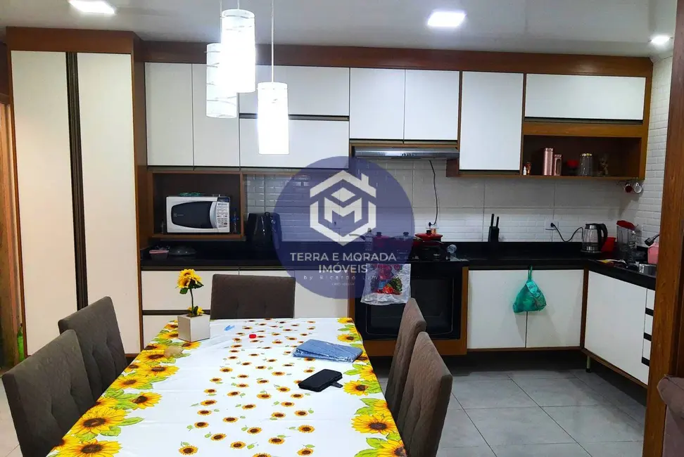 Casa com 3 quartos à venda, 100m2 em Vila Militar I, Piraquara - PR - imagem 5 Foto 5 de Casa com 3 quartos à venda, 100m2 em Vila Militar I, Piraquara - PR