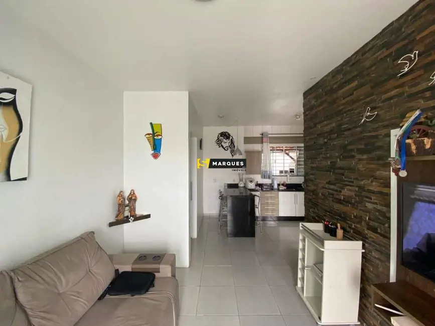 Casa com 2 quartos à venda, 63m2 em Centro, Barra Velha - SC - imagem 8 Foto 8 de Casa com 2 quartos à venda, 63m2 em Centro, Barra Velha - SC