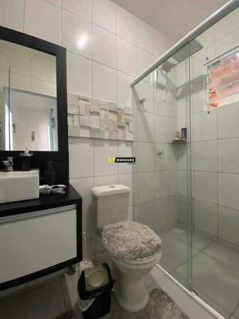 Casa com 2 quartos à venda, 63m2 em Centro, Barra Velha - SC - imagem 9 Foto 9 de Casa com 2 quartos à venda, 63m2 em Centro, Barra Velha - SC