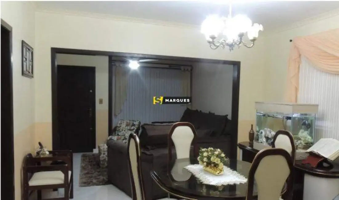 Foto 5 de Casa com 3 quartos à venda, 246m2 em Anita Garibaldi, Joinville - SC