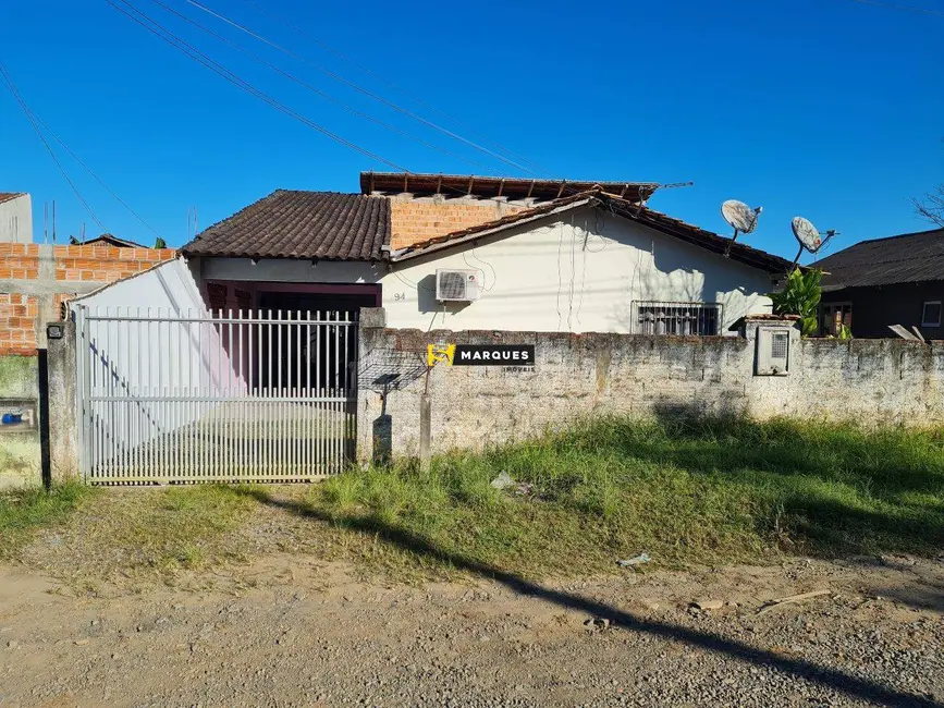 Foto 2 de Casa com 4 quartos à venda, 120m2 em Paranaguamirim, Joinville - SC