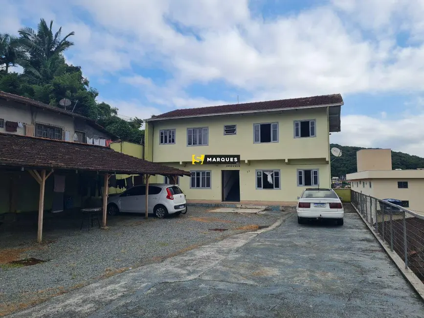 Foto 3 de Prédio Inteiro com 4 quartos à venda, 166m2 em Iririú, Joinville - SC