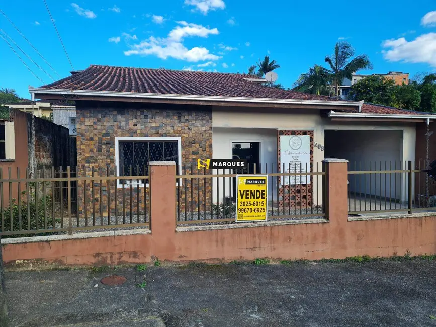 Foto 1 de Casa com 7 quartos à venda, 350m2 em Jarivatuba, Joinville - SC