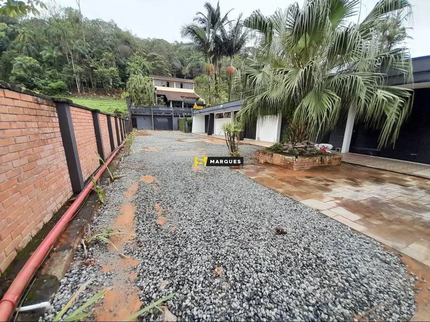 Foto 3 de Sala Comercial para alugar, 71m2 em Boa Vista, Joinville - SC